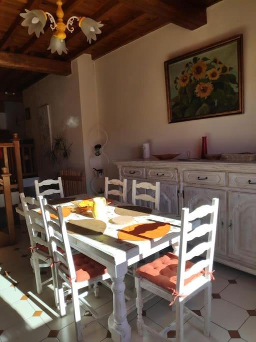 Maison Cosy Et Conviviale, Le B7 Besset Esterno foto