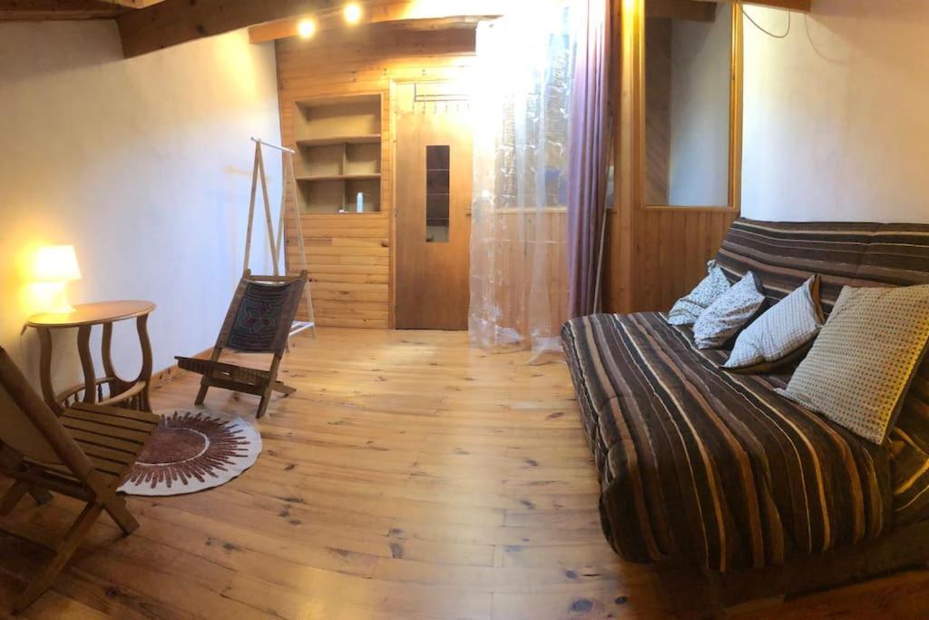 Maison Cosy Et Conviviale, Le B7 Besset Esterno foto